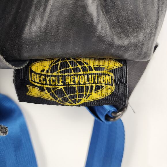 Recycle Revolution Backpack Seatbelt Buckle Tire Illinois license plate top Vtg